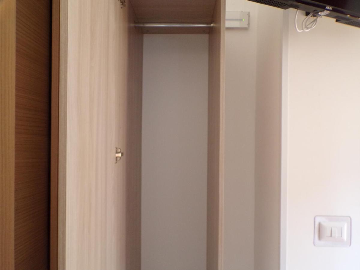 Nuova Aurora Rent Rooms Roccalumera Exteriér fotografie