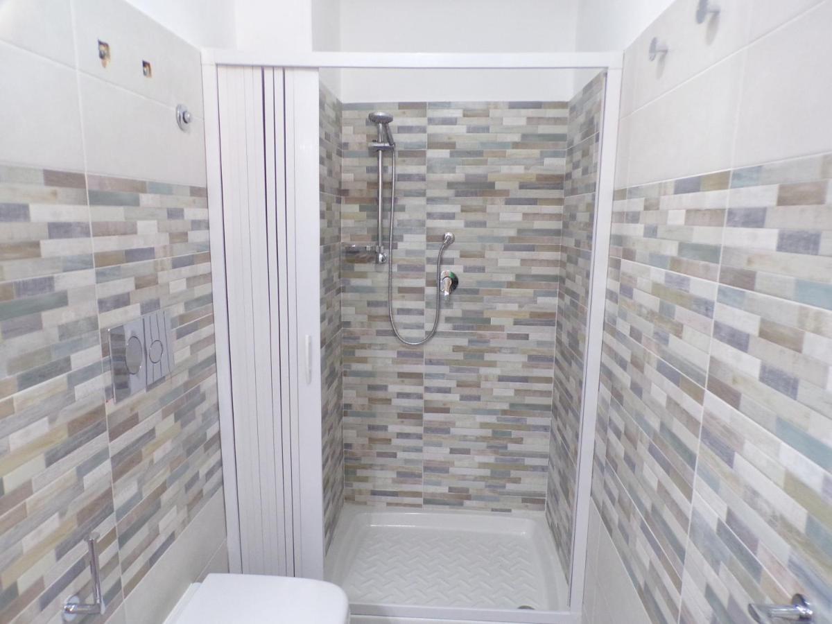 Nuova Aurora Rent Rooms Roccalumera Exteriér fotografie